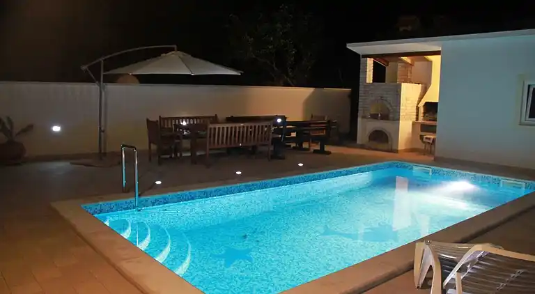 Apartment in Vinkuran