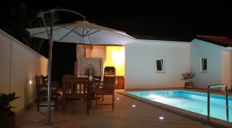 Apartment in Vinkuran