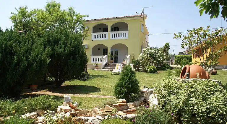 Apartment in Muntić