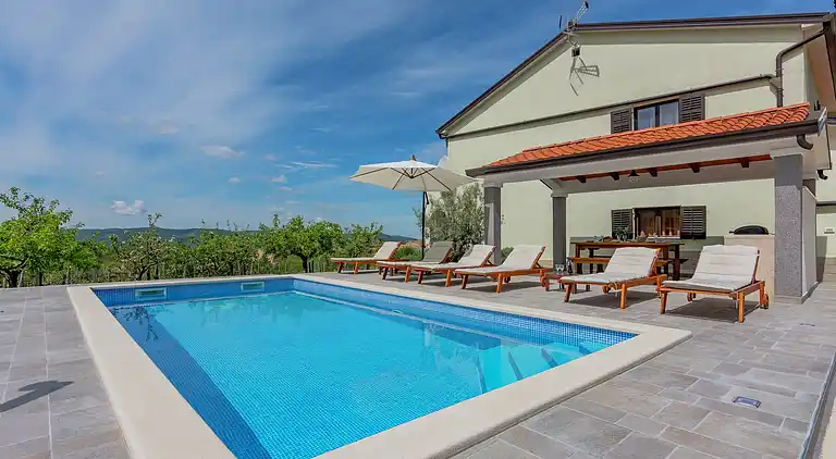 Apartment in Cerovlje