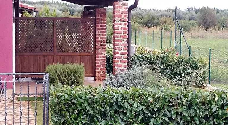 Farm house in Gedići