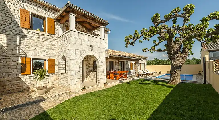 Cottage in Zgrabljići