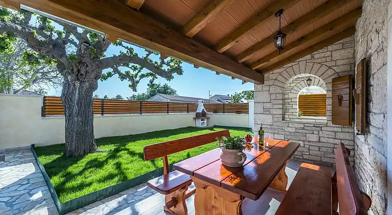 Cottage in Zgrabljići