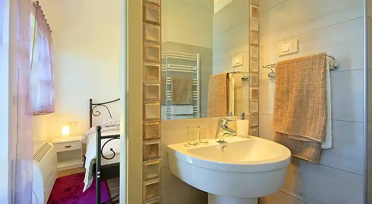 Holiday home in Valentići