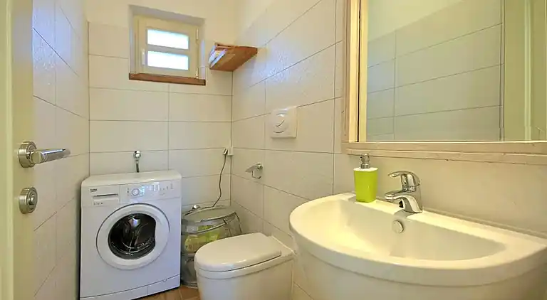 Holiday home in Valentići