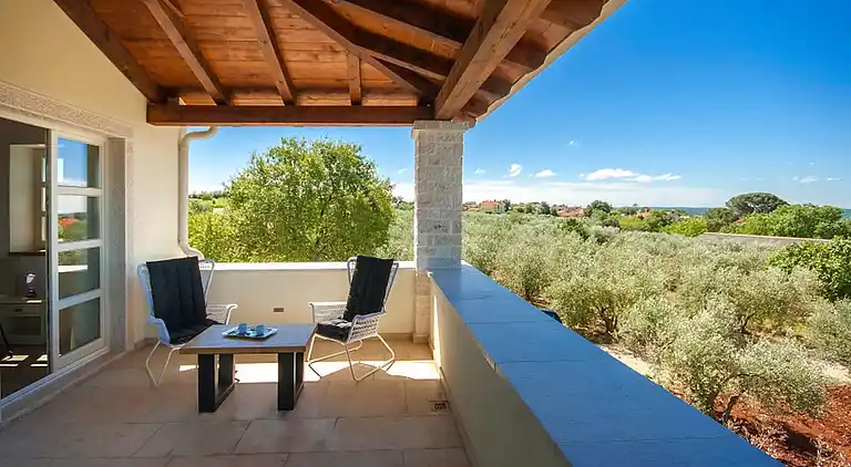 Holiday home in Valentići