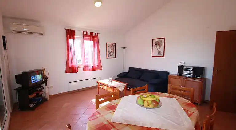 Farm house in Vabriga