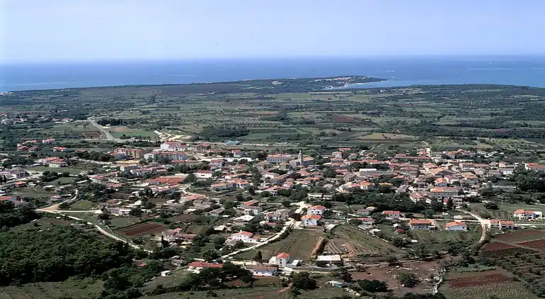 Farm house in Vabriga