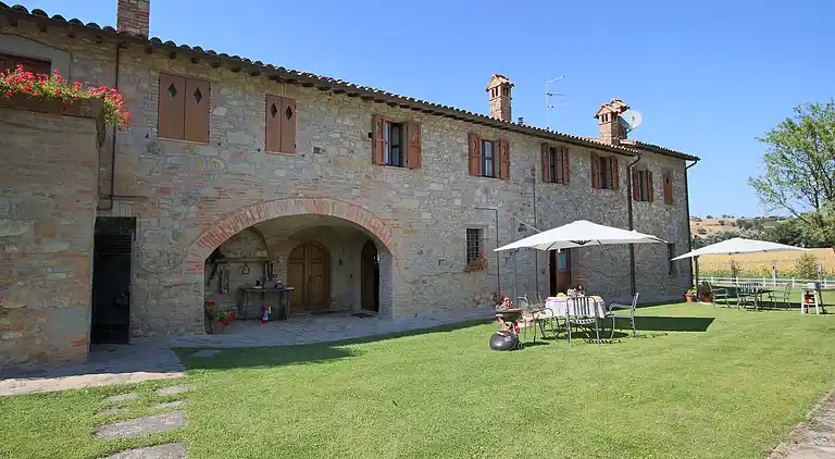 Apartment in Todi