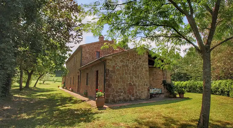 Farm house in Proceno