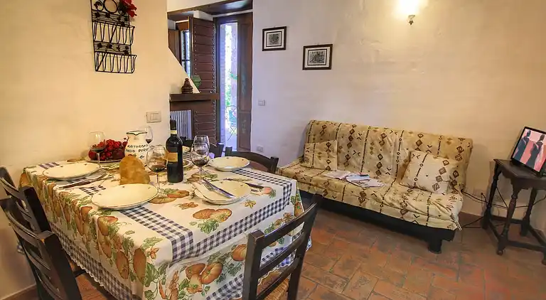 Farm house in Proceno