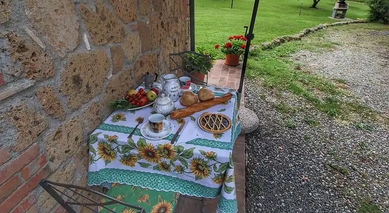 Farm house in Proceno