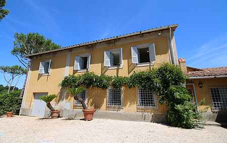 Villa in Manziana