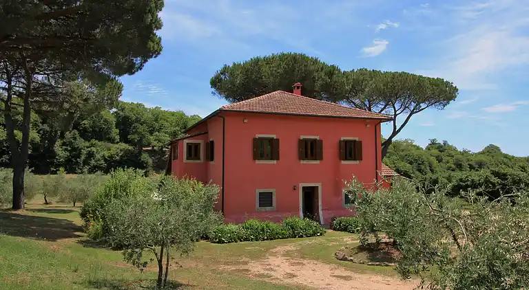 Villa i Manziana