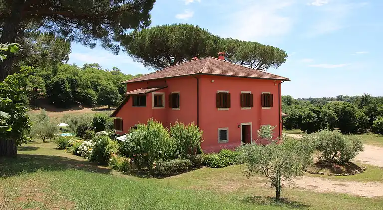 Villa i Manziana