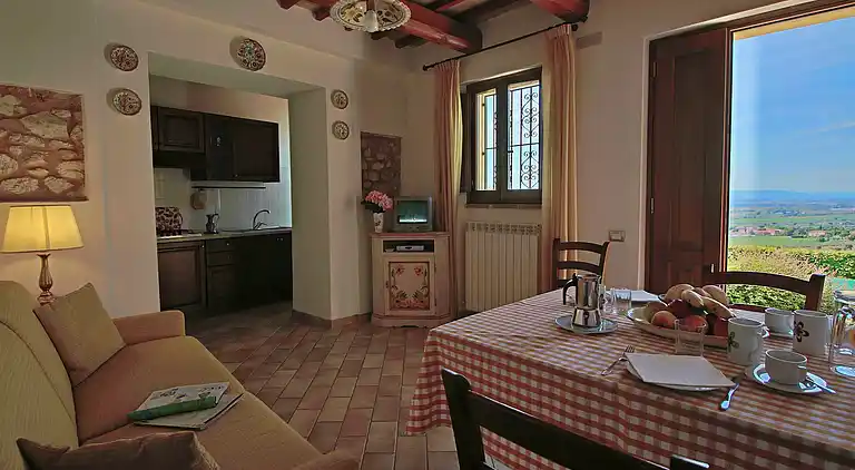 Farm house in Trevi