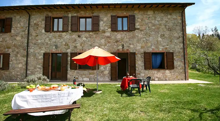 Farm house in Passignano sul Trasimeno