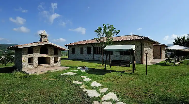 Farm house in Passignano sul Trasimeno