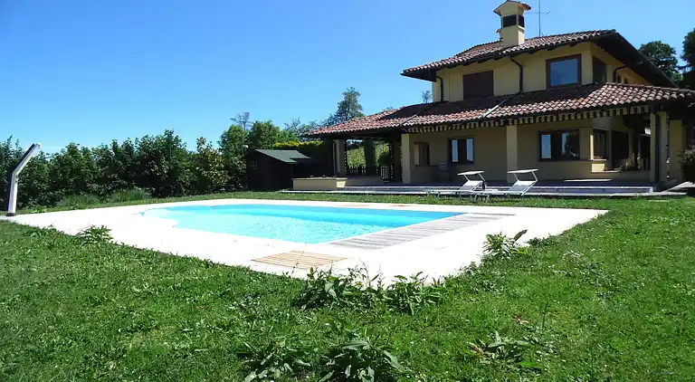 Farm house in Santa Maria della Versa