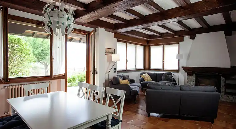 Farm house in Santa Maria della Versa