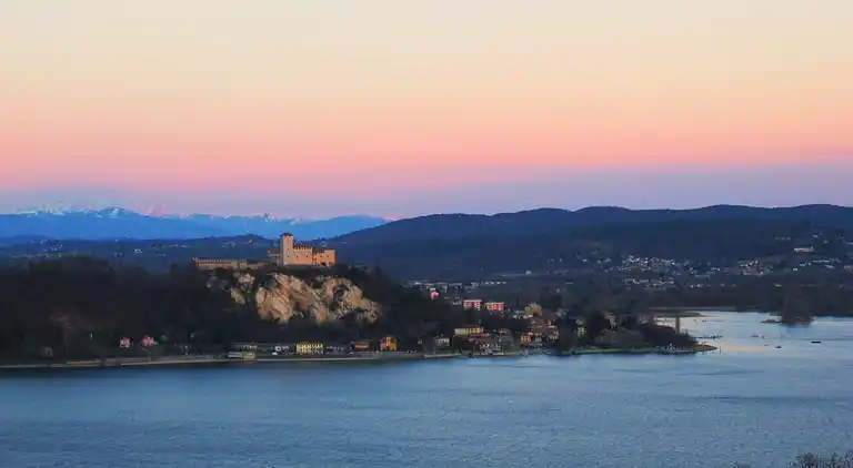 Hytte i Castelletto sopra Ticino