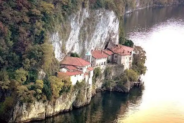 Hytte i Castelletto sopra Ticino