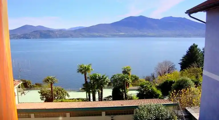 Ferielejlighed i Oggebbio