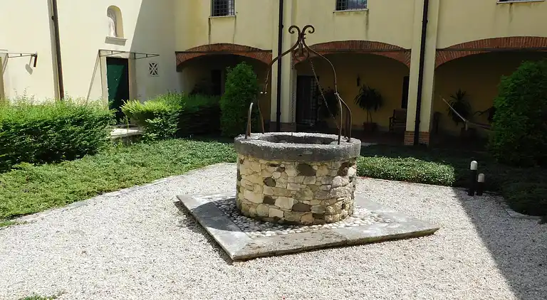 Manor house in Mason