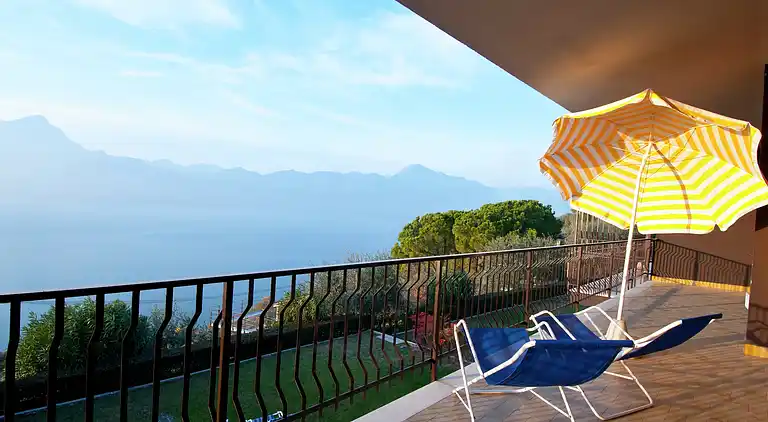 Semesterbostad i Torri del Benaco