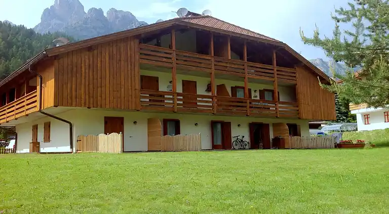 Cottage in Pera