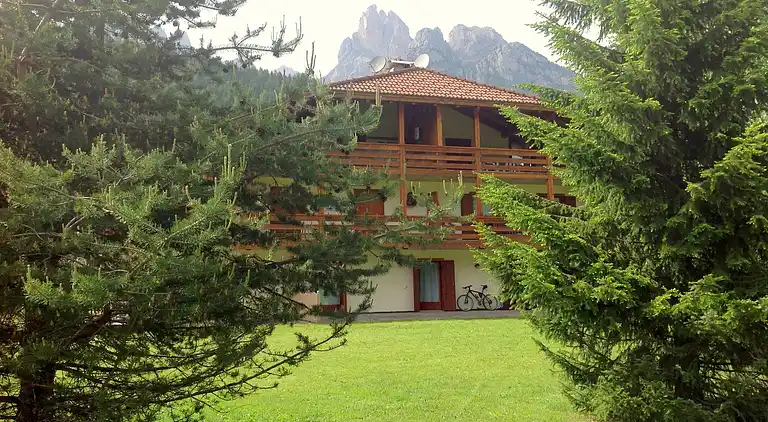 Cottage in Pera