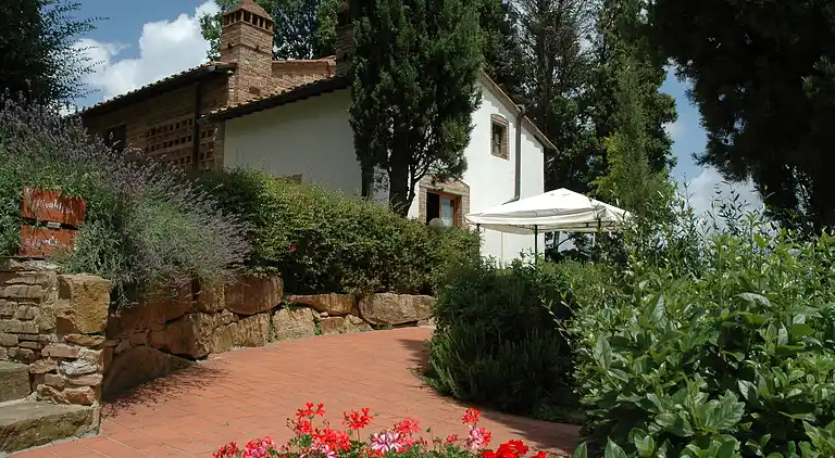 Farm house in San Vivaldo