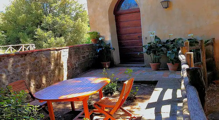 Farm house in Reggello