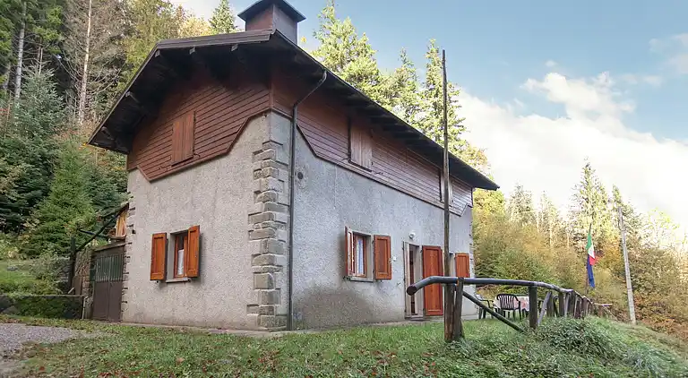 Feriebolig i Pian degli Ontani