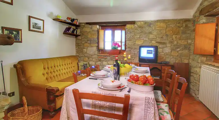 Gårdshus i Ortignano Raggiolo