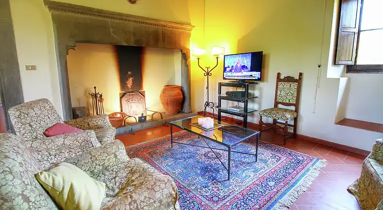 Manor house in Ortignano Raggiolo