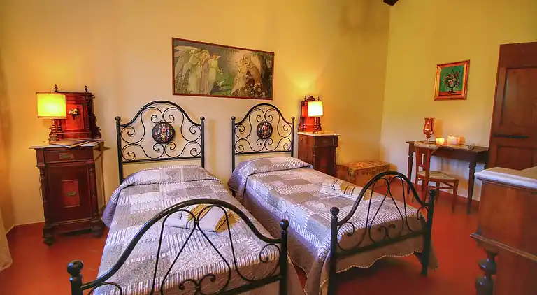 Manor house in Ortignano Raggiolo