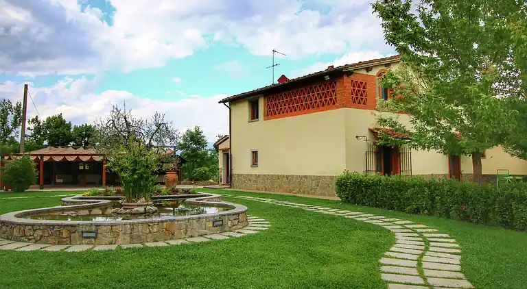Casa rural en Bucine