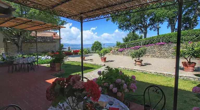 Farm house in Loro Ciuffenna