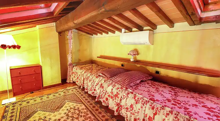 Apartment in Pian di Scò