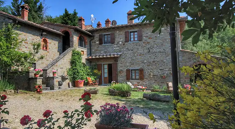 Gårdshus i Cortona