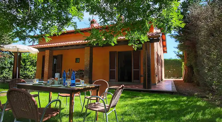 Manor house in Cortona