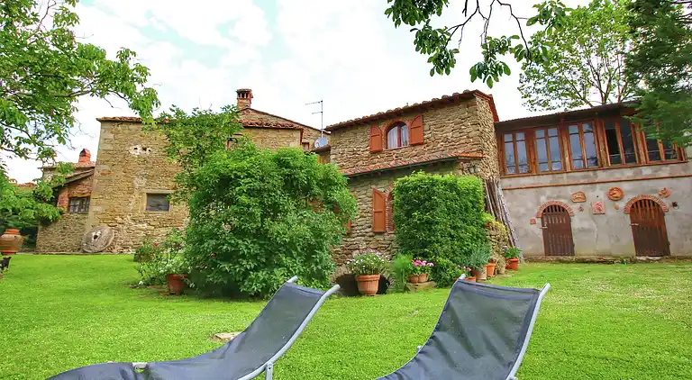 Farm house in Cortona