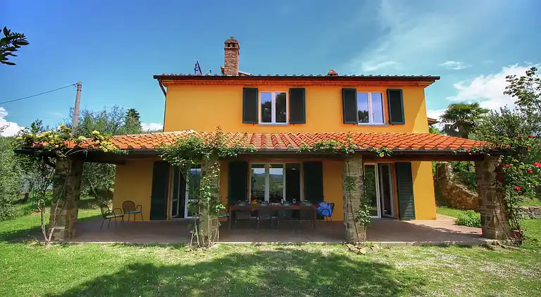 Holiday home in Lucignano