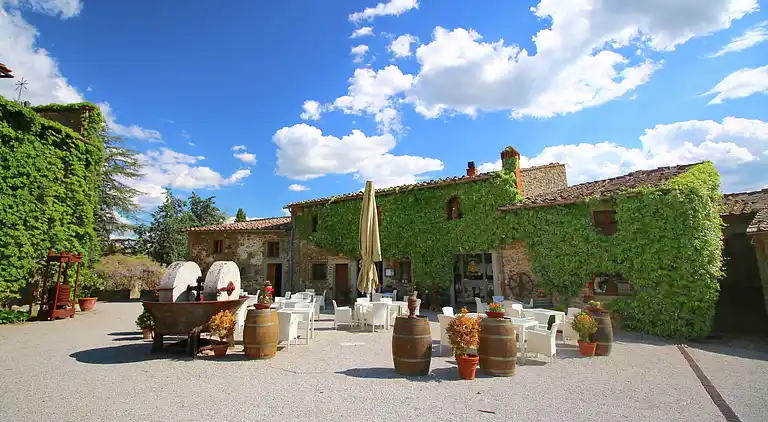 Manor house in Castelvecchi