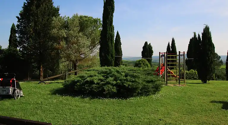 Gårdshus i San Giovanni d'Asso