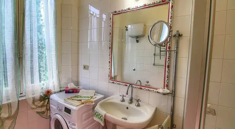 Gårdshus i Gavignano