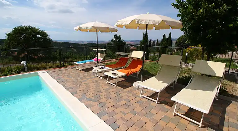 Holiday home in Contignano