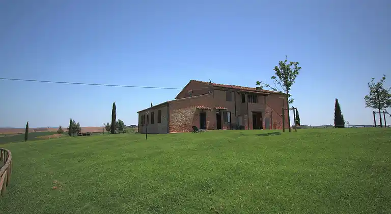 Farm house in Asciano