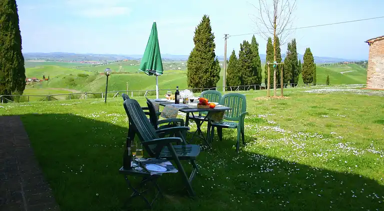 Farm house in Asciano